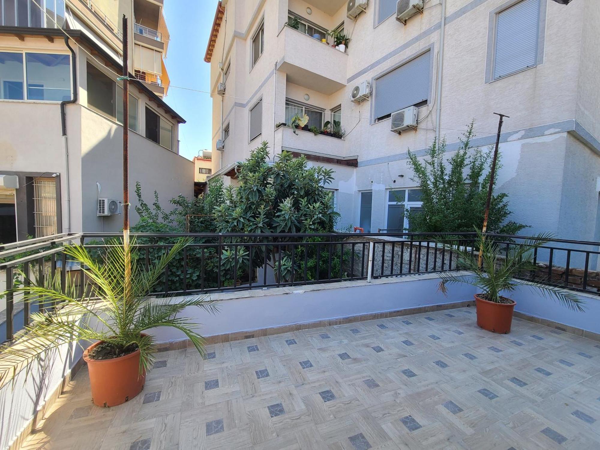 Guraziu Holiday home *
